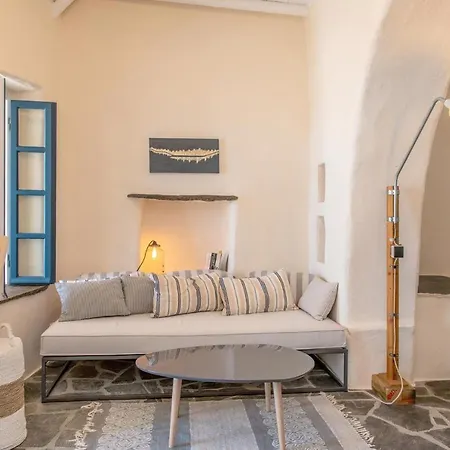 Triantaros Icon House Holiday home