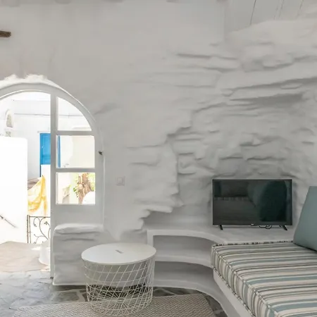 Holiday home Triantaros Icon House Triandaros (Tinos)